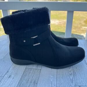 Alpine Woods Boots Black Faux Fur Zip Up Booties Buckle Accent Women’s Size 10M